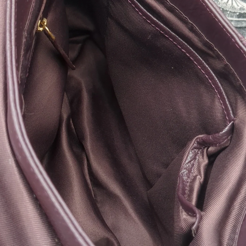 Mercer and Madison burgundy bag